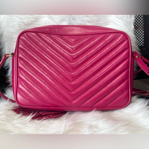 ❌❌SOLD❌❌YSL Calfskin Matelasse Monogram Lou Camera Bag Bright Pink - Picture 2 of 6